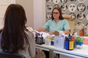 Stilul de viață poate salva colul tău uterin – Dr Lorena Turculet explică ce contează cu adevărat